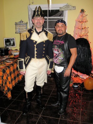 049 - Marc & Jesse dressed for costume party at Richards-2009.jpg