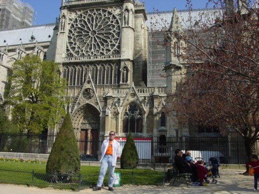 033 - In Front of Notre Dame Pic 2 - 2004.jpg