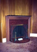 013 - 1989-Fireplace Pic 2.jpg