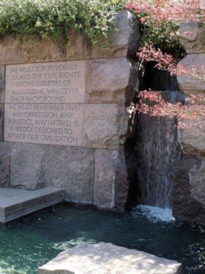 FDR Memorial 1940 WaterFall.jpg
