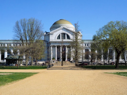 Smithsonian Natural History Museum.jpg