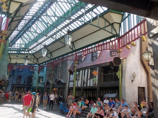 Diagon Alley Courtyard.jpg