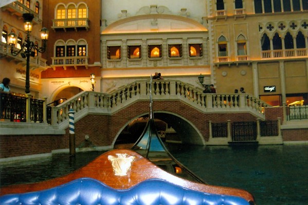 Venetian Gondala Cruise Pic 1 - 2007.jpg