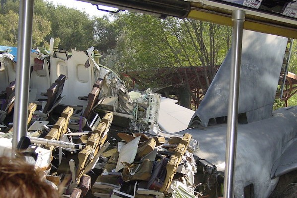 War of the Worlds Plane Crash Pic 3 - 2007.jpg