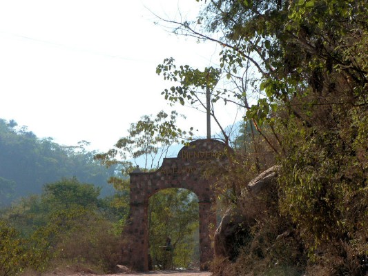 018 - Gateway on Horseback - 2006.jpg