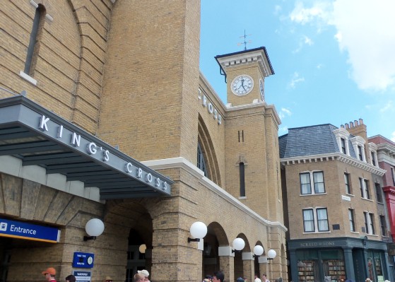 Kings Cross Station 2.jpg
