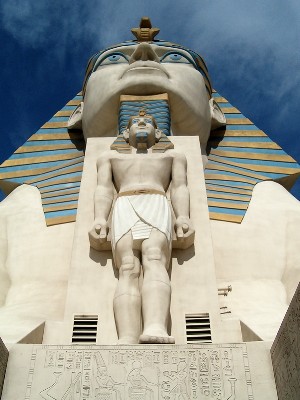 Sphynx Lower View at Luxor - 2005.jpg