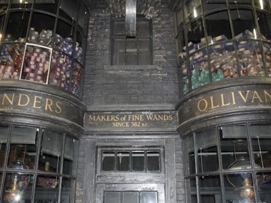 Ollivanders Front Sign.jpg