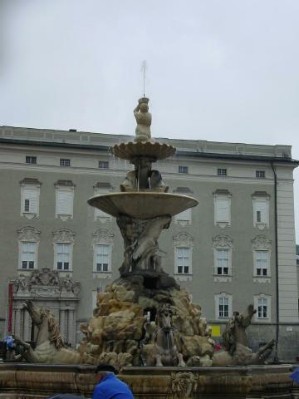 018 - Fountain at Residenzplatz Pic 1 - 2002.jpg