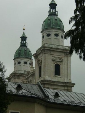 029 - Residenzplatz Pic 5 - 2002.jpg
