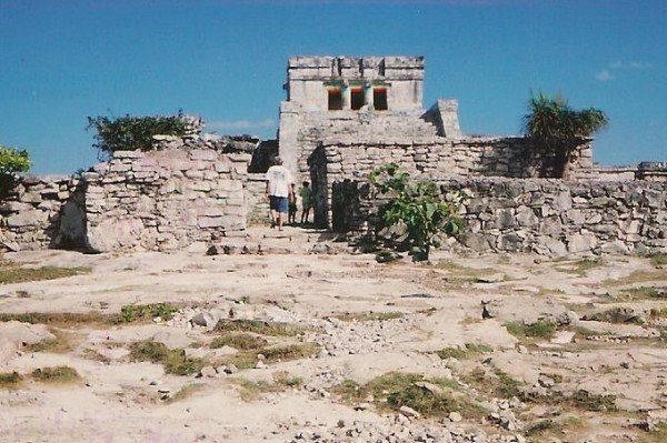 014 - Tulum Temple Pic 4 - 2001.jpg