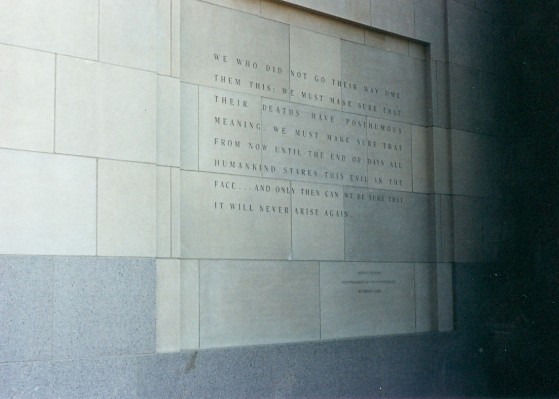 042 - 2 Wall Monument at Holocaust Museum - 1996.jpg