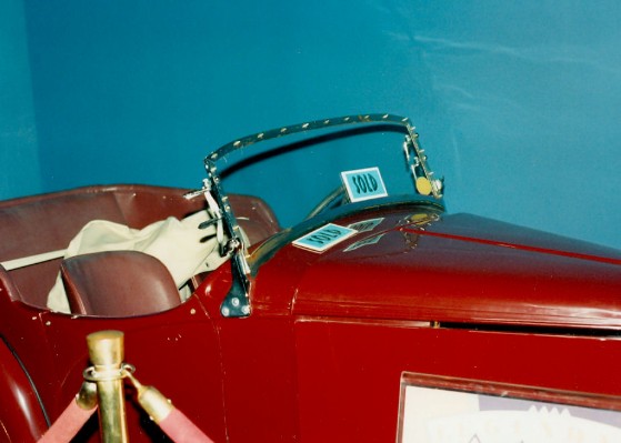 023 - Auto Collection at Spuce Goose Pic 09 - 1992.jpg
