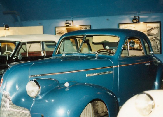 031 - Auto Collection at Spuce Goose Pic 17 - 1992.jpg
