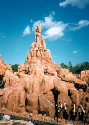 013 - Magic Kingdom Big Thunder Mountain Railroad Pic 3 - 1991.jpg