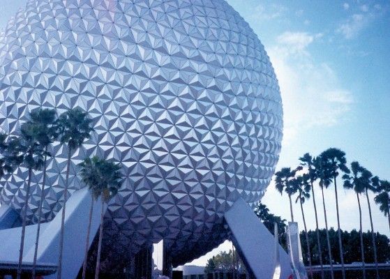 016 - Epcot GeoSphere Pic 2 - 1991.jpg