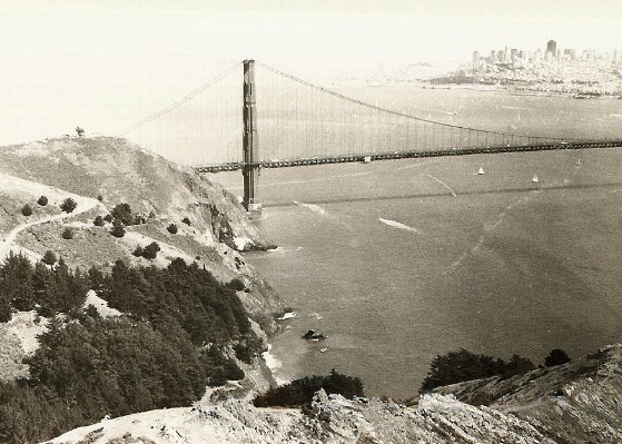 018 - Golden Gate Bridge from Alameda Pic 1 - 1984.jpg